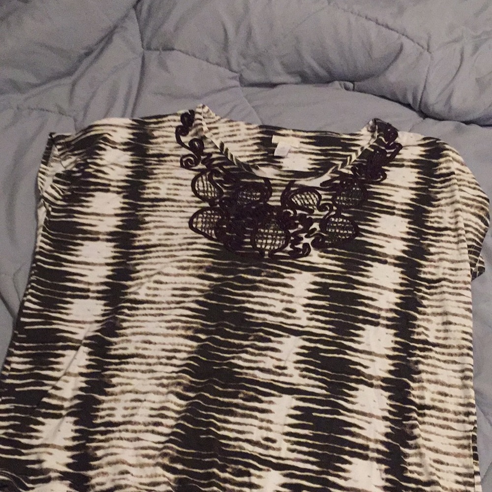 Chico’s shirt size 3